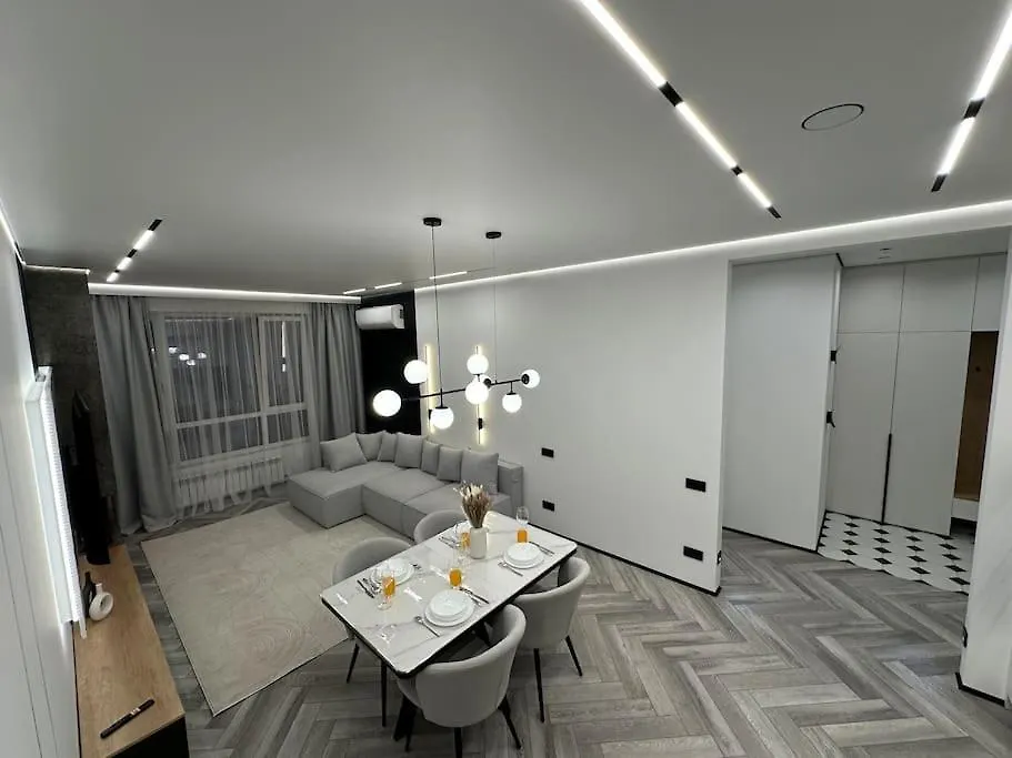 Apartment Шикарная 3 Комнатная Квартира Almaty