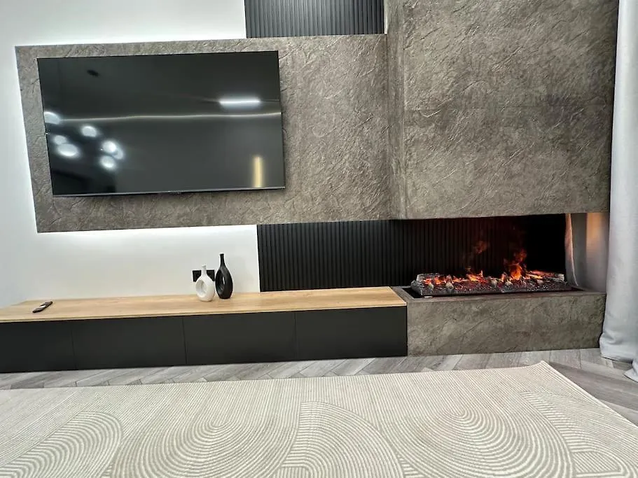 Apartment Шикарная 3 Комнатная Квартира Almaty